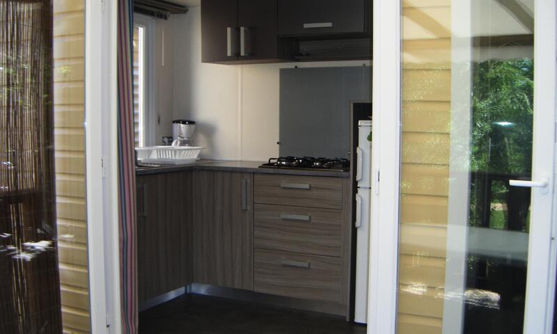 Camping Universal **** - ROCHEGUDE - 39