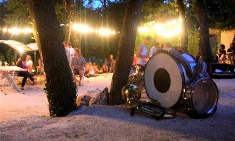 Camping Universal **** - ROCHEGUDE - 27