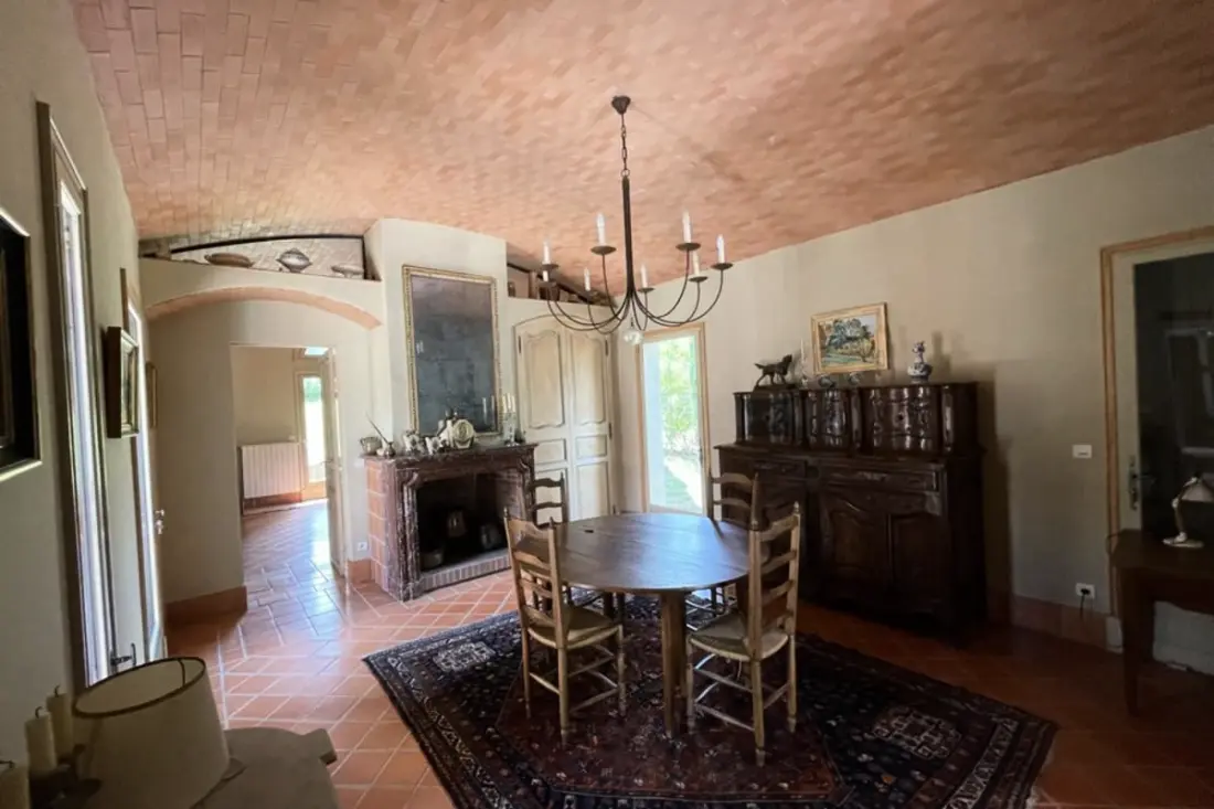 Nouveau- Villa Les Cyprès