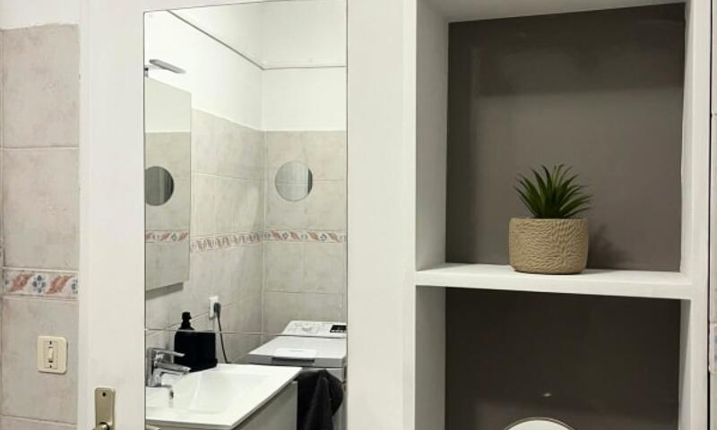 06bq : Studio à Deux Pas Des Plages - - Roquebrune Cap Martin - 23