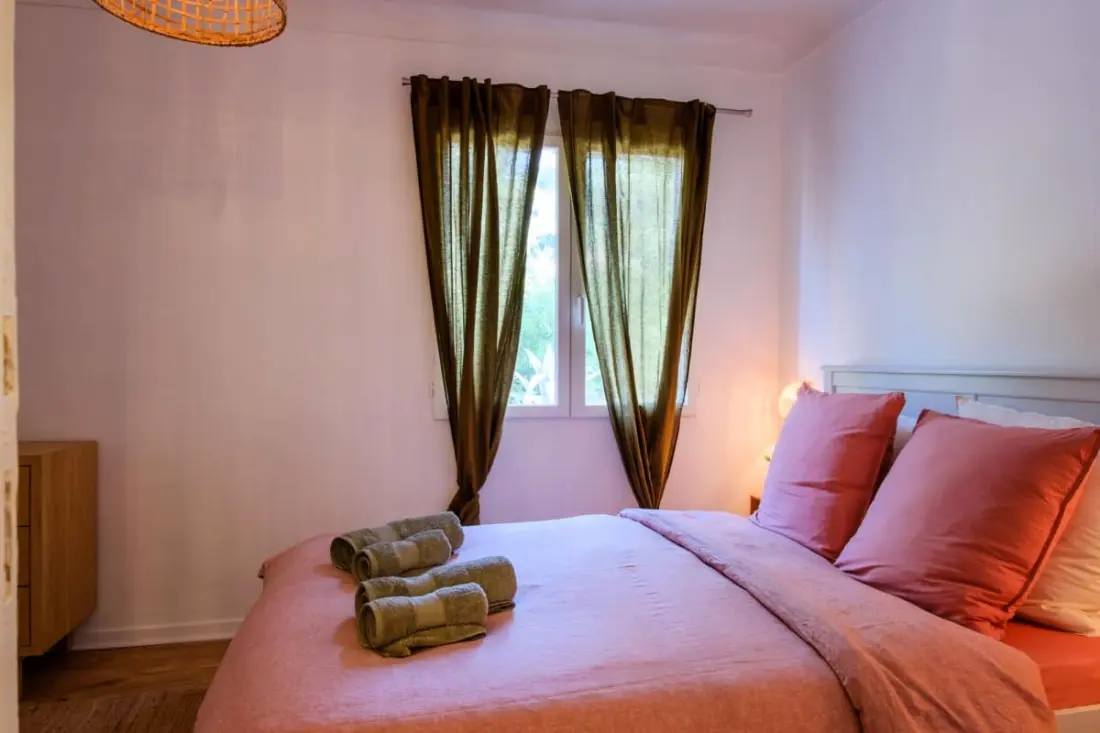 Villa In Les Issambres With Swimming Pool, Sleeps 10