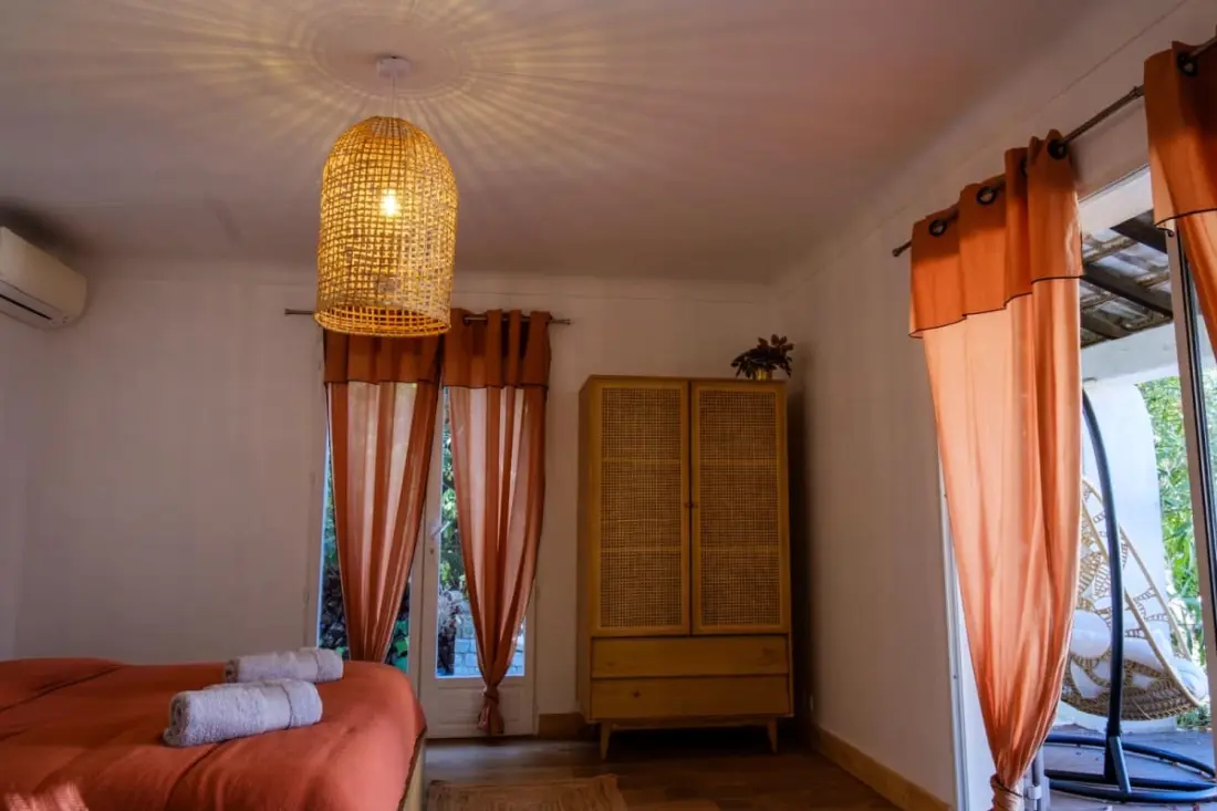 Villa In Les Issambres With Swimming Pool, Sleeps 10