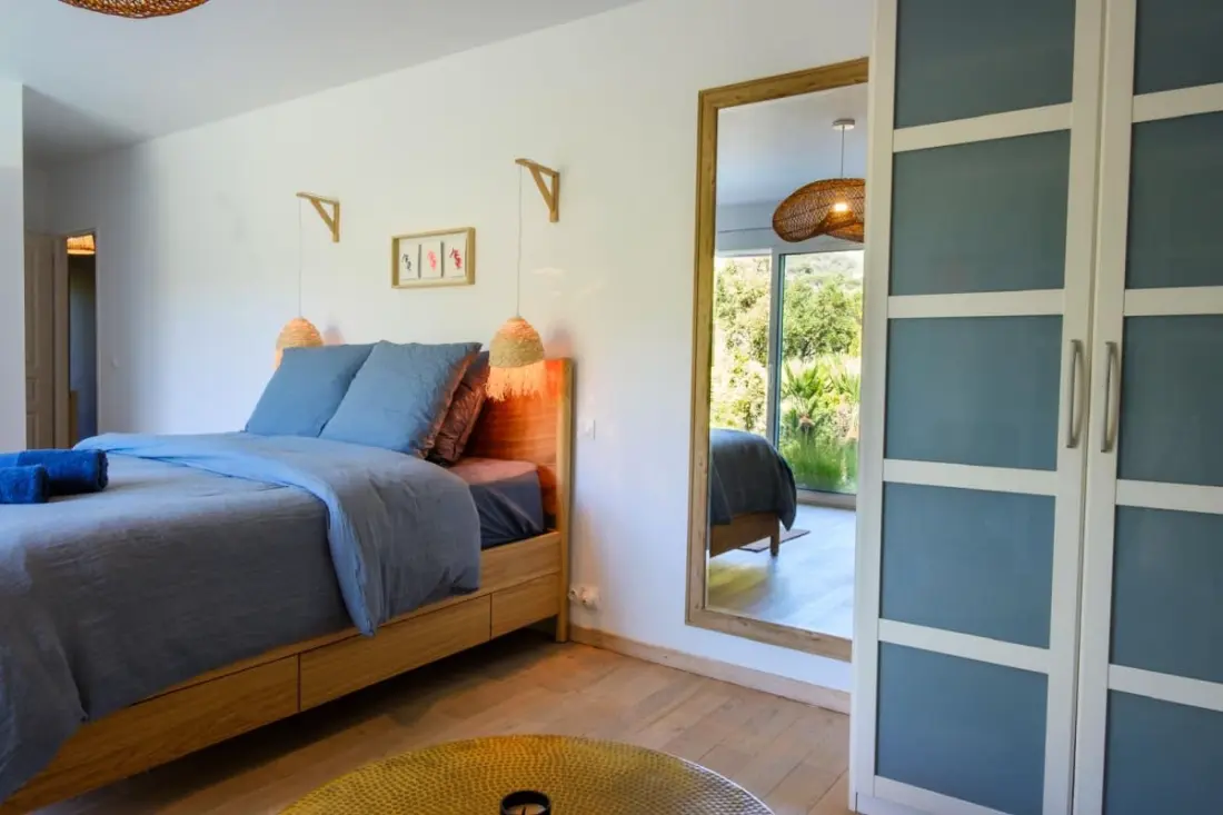 Villa In Les Issambres With Swimming Pool, Sleeps 10