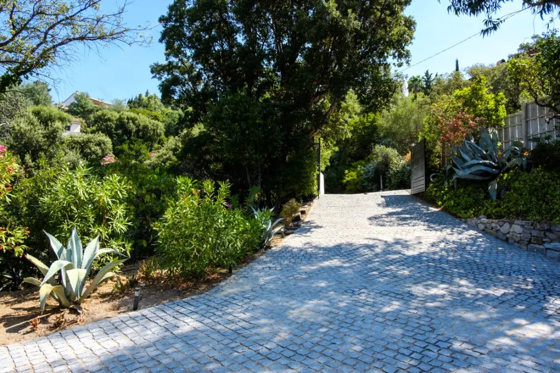 Villa In Les Issambres With Swimming Pool, Sleeps 10