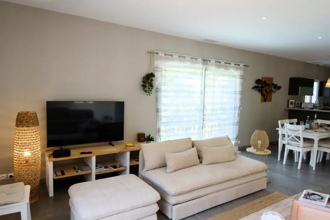 Villa In Les Issambres With Swimming Pool, Sleeps 10