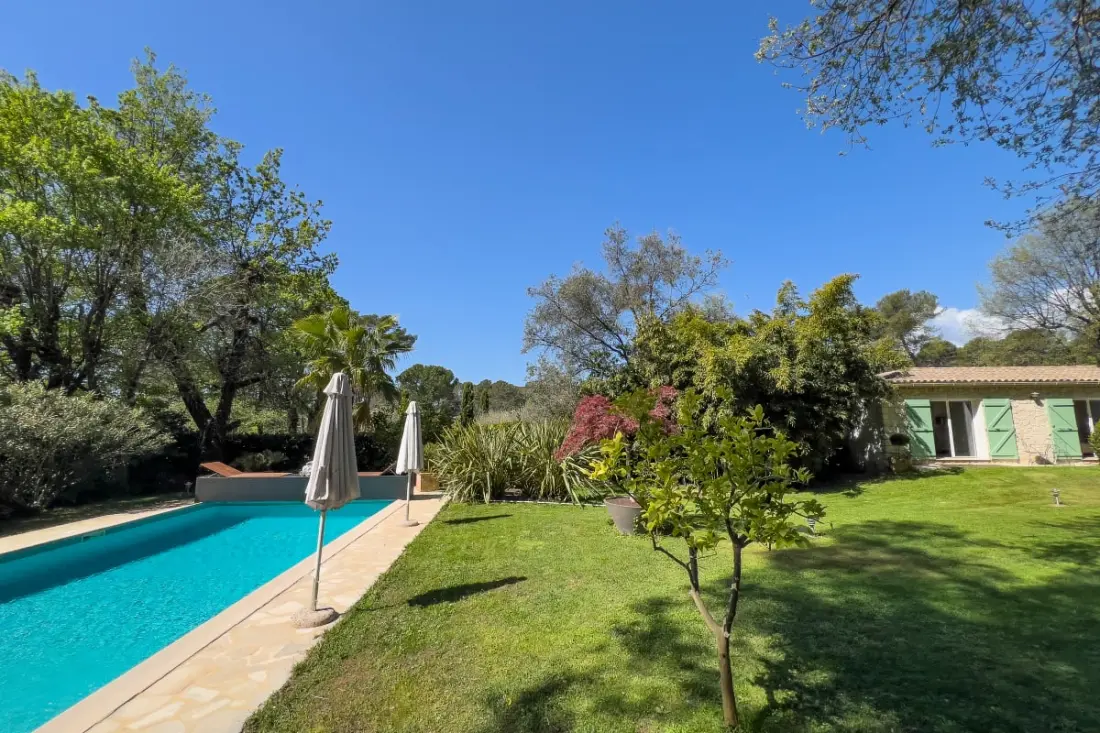 La Cigaliere Piscine, Airco, Sauna Pour 12 By Sunset