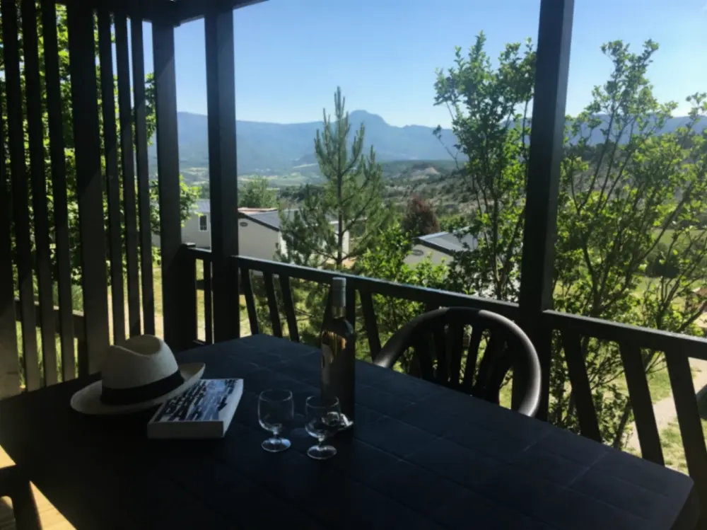 Flower Camping Les Hauts de Rosans 4 étoiles★★★★