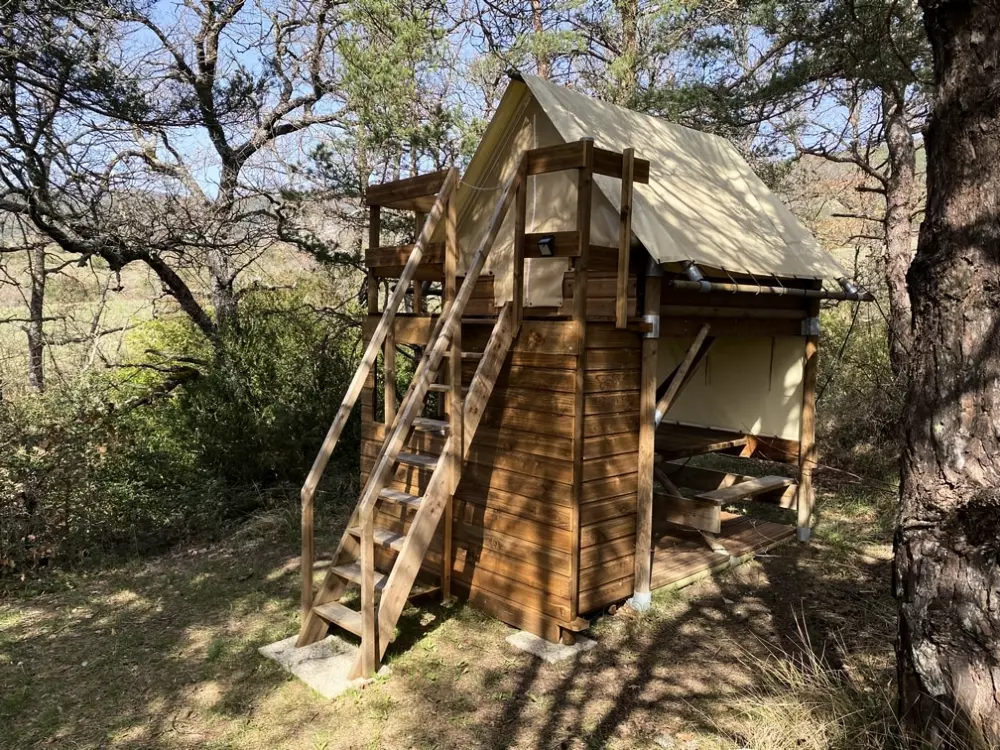 Flower Camping Les Hauts de Rosans 4 étoiles★★★★