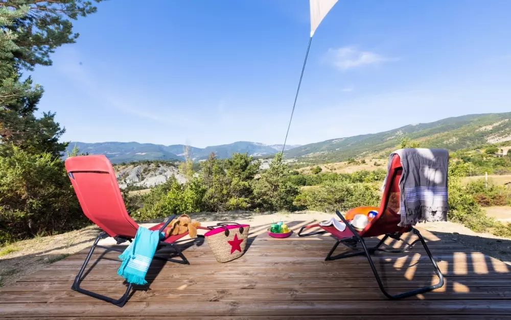 Flower Camping Les Hauts de Rosans 4 étoiles★★★★