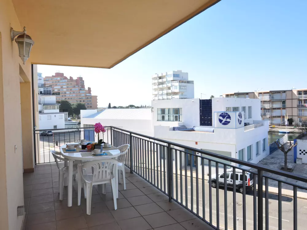 Location de Vacances Roses 561