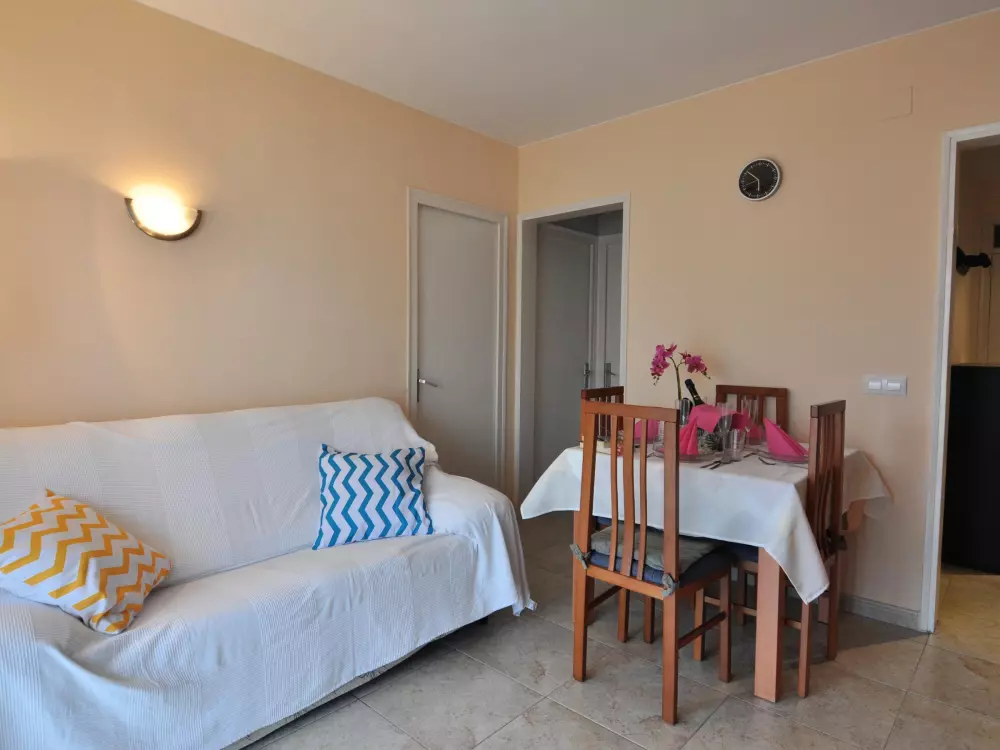 Location de Vacances Roses 561