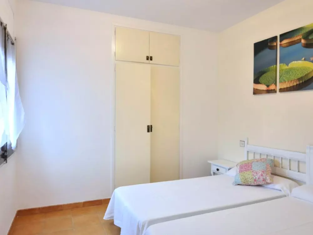 Location de Vacances Roses 567