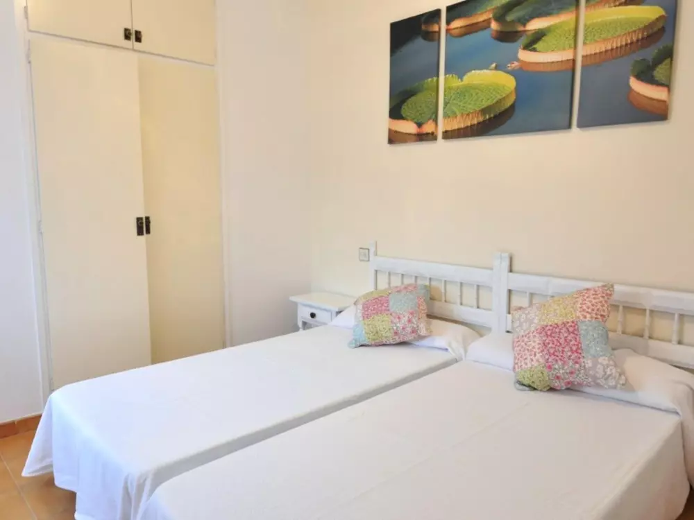 Location de Vacances Roses 567