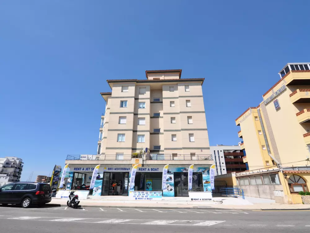 Location de Vacances Roses 588