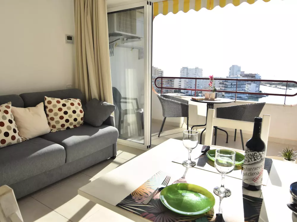 Location de Vacances Roses 609