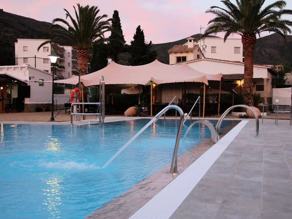 Location de Vacances Roses 720