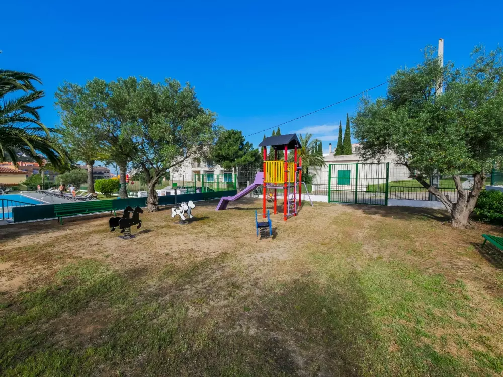 Location de Vacances Roses 720