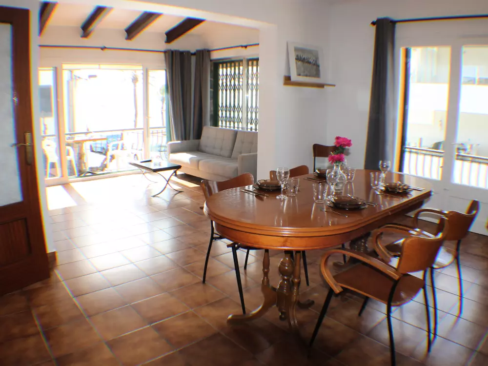 Location de Vacances Roses 837