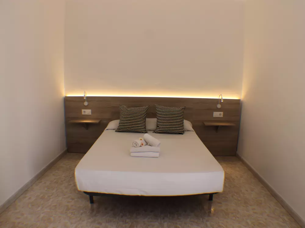 Location de Vacances Roses 837