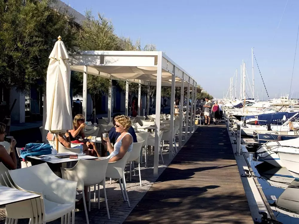 Location de Vacances Roses 957