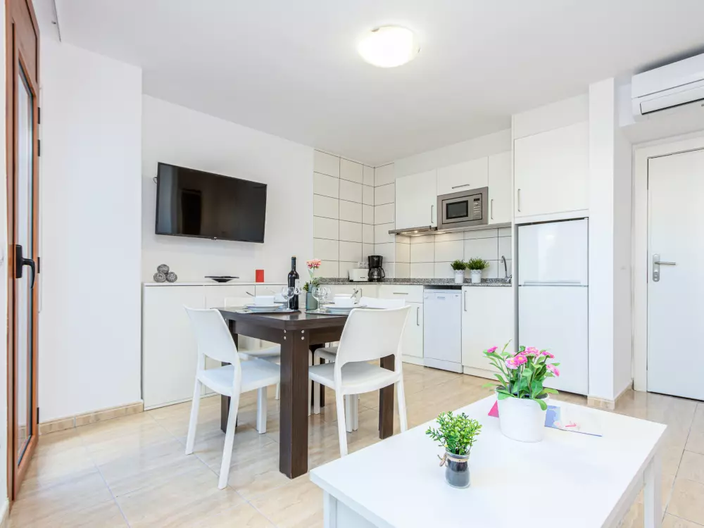 Location de Vacances Roses 957