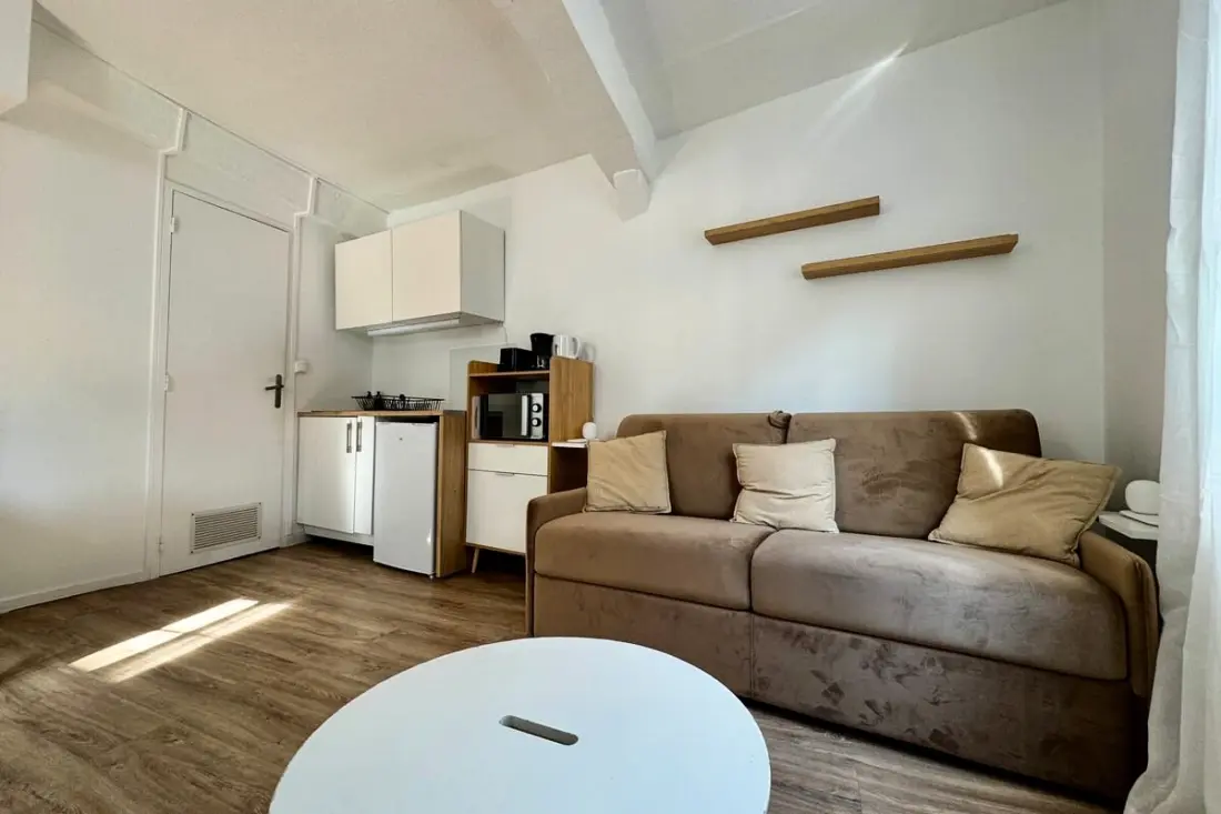 Elisa, Studio Contemporain Au Coeur De La Ville