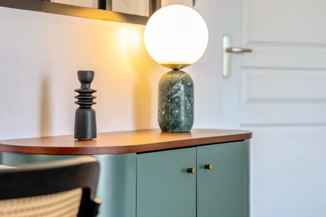 Floria – Élégant Appartement Avec Balcon, Cave Et Parking