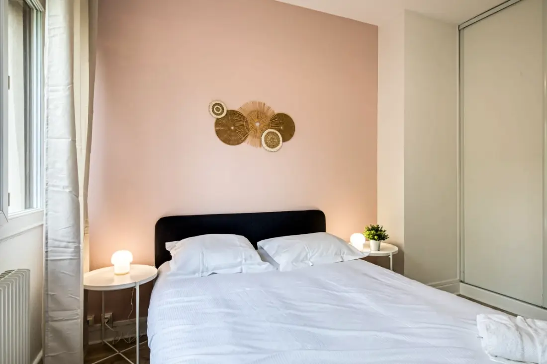 La Suite Des 3 Tours : Spacieux 3 Chambres