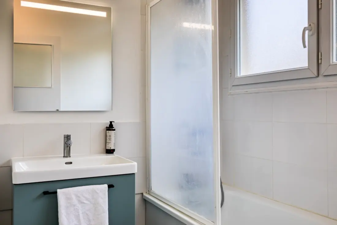 La Suite Des 3 Tours : Spacieux 3 Chambres
