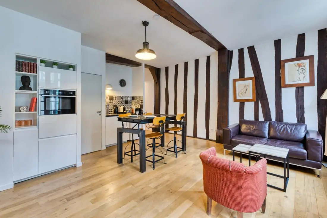 Le Charmant 1 étoiles★ F2 Rue Du Gros Horloge à Rouen!