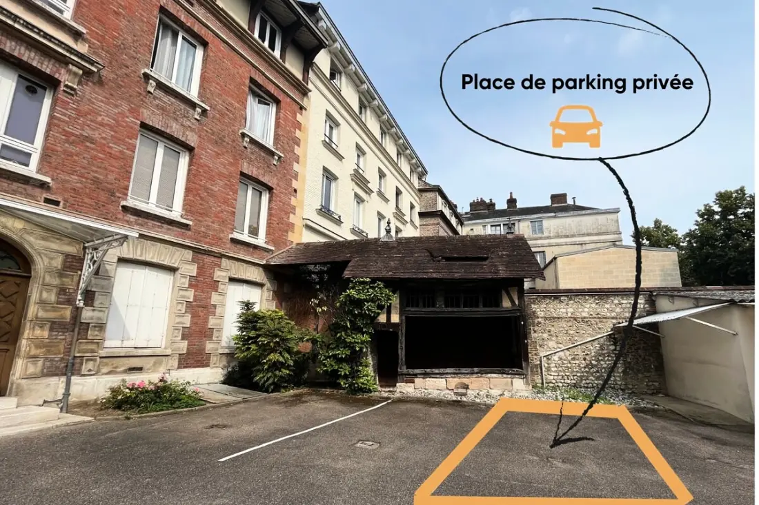 Flaubert : Appartement Avec Parking, Idéal Au Cœur Du Centre-ville
