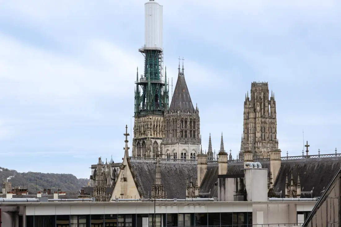 Le Studio Monet, Joli Studio Vue Cathédrale  !
