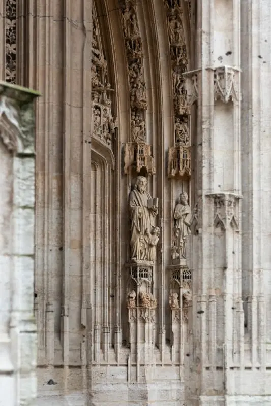 Olivier : Élégance Au Cœur De Rouen
