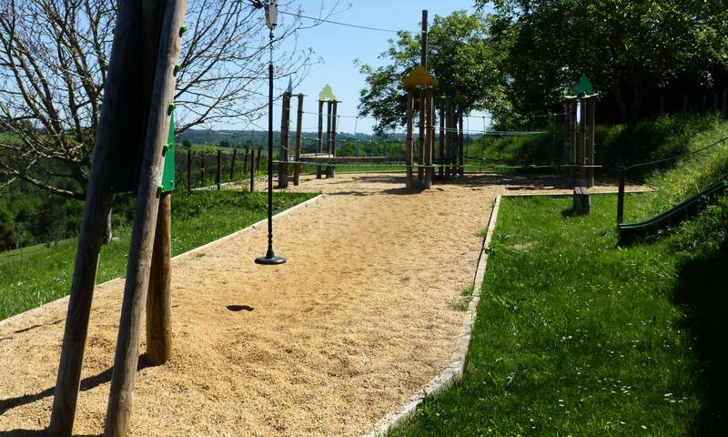 Flower Camping Les Terrasses de Dordogne *** - Rouffignac Saint-Cernin - 31