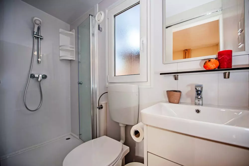 Camping Porton Nature Hideouts 2 étoiles★★