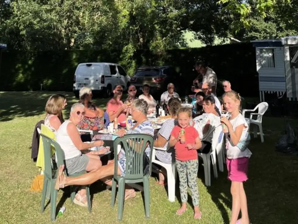 Camping Chant Des Oiseaux 3 étoiles★★★