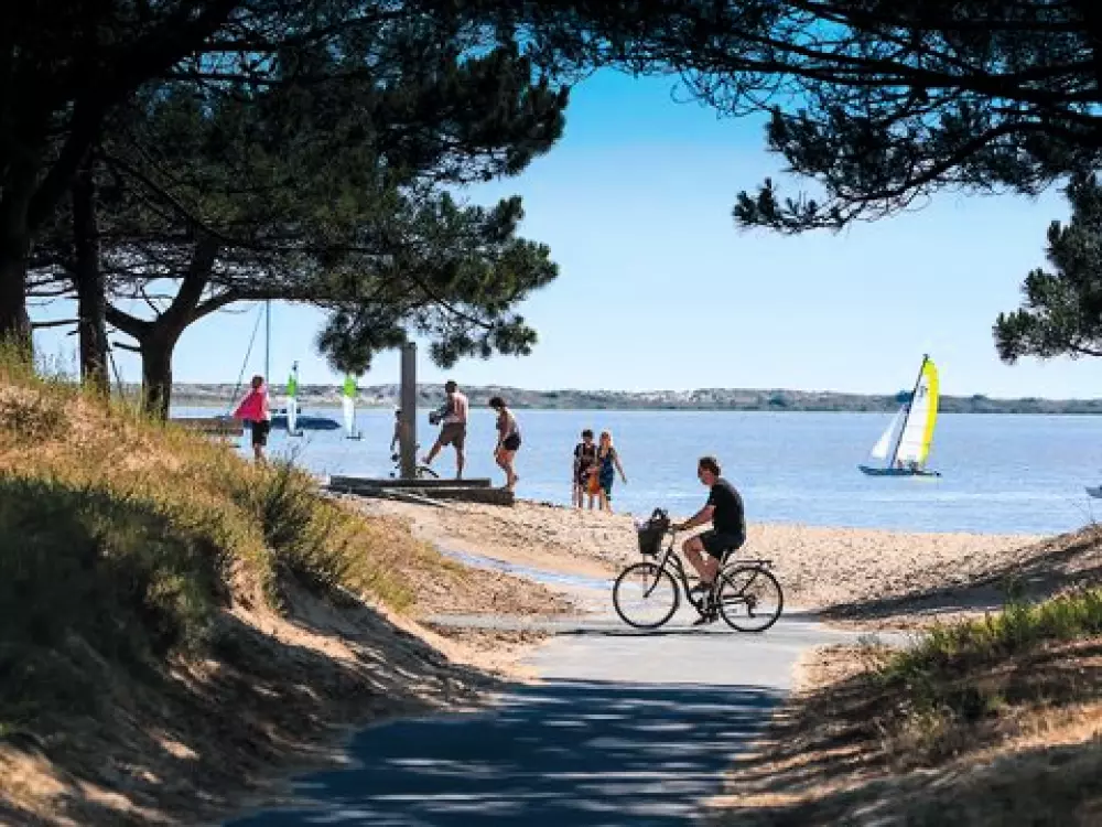 Camping Chant Des Oiseaux 3 étoiles★★★