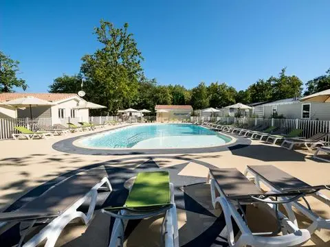 Camping Les Chèvrefeuilles **** - Royan - 1