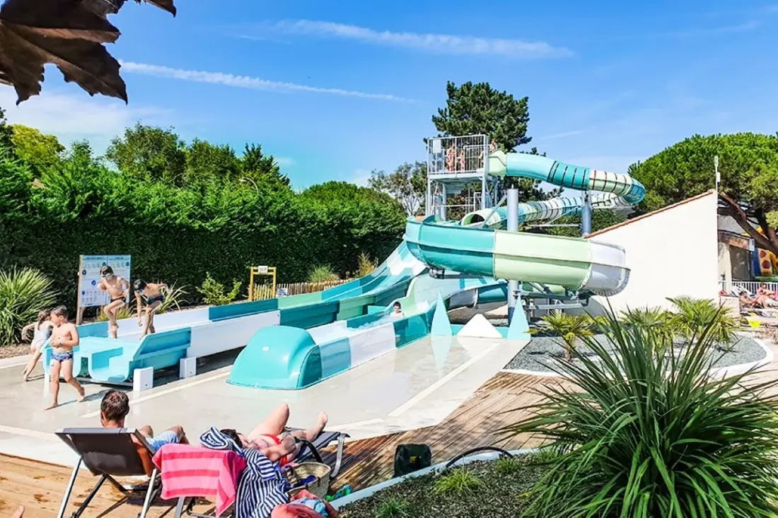 Flower Camping Le Nauzan Plage 4 étoiles★★★★
