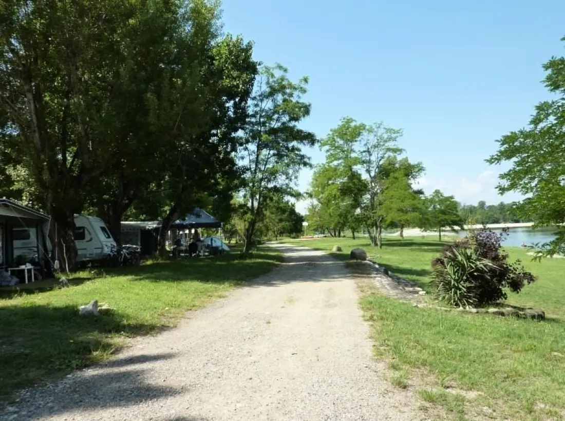 Camping LA CHAPOULIÈRE 4 étoiles★★★★