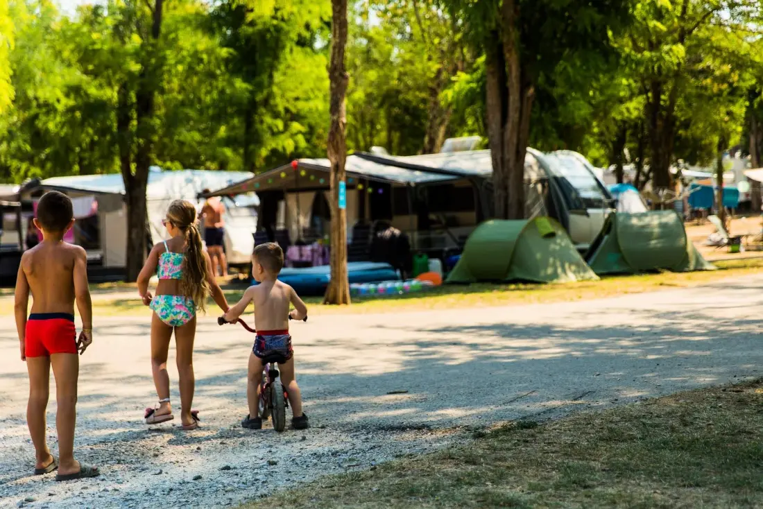 Camping LA CHAPOULIÈRE 4 étoiles★★★★