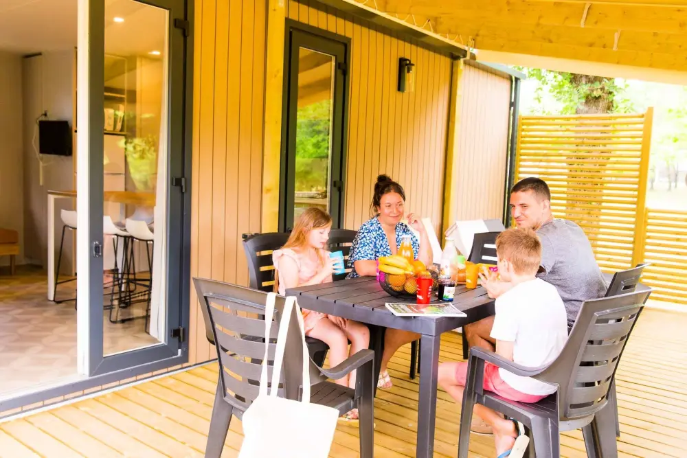Camping LA CHAPOULIÈRE 4 étoiles★★★★