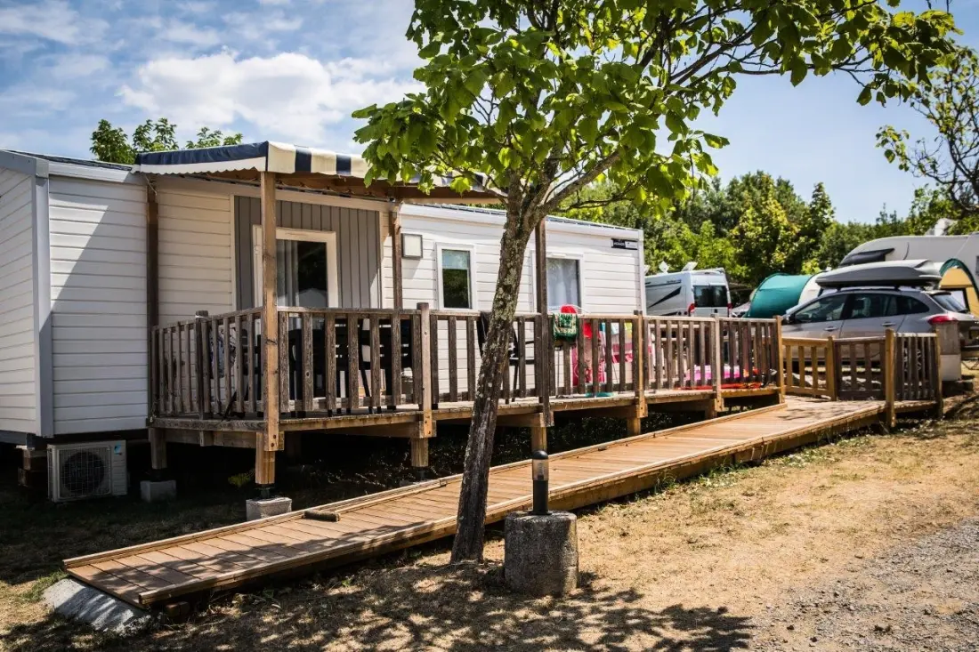 Camping LA CHAPOULIÈRE 4 étoiles★★★★