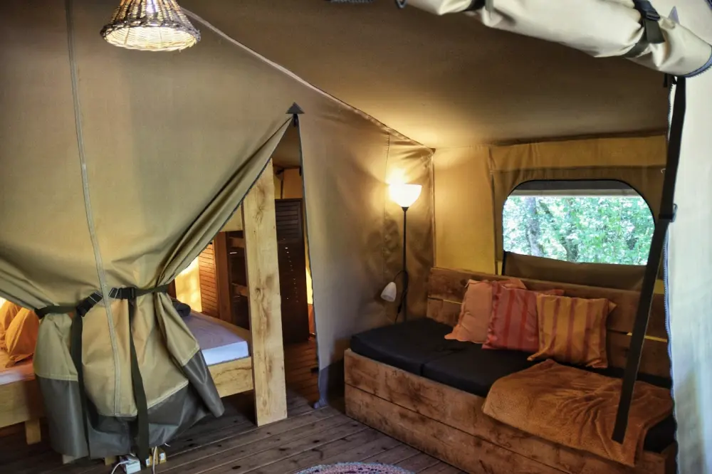 Camping LES 3 CANTONS 4 étoiles★★★★