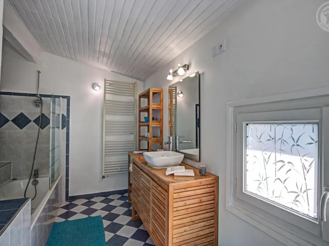 Maison de Vacances SAINT-APPOLINARD