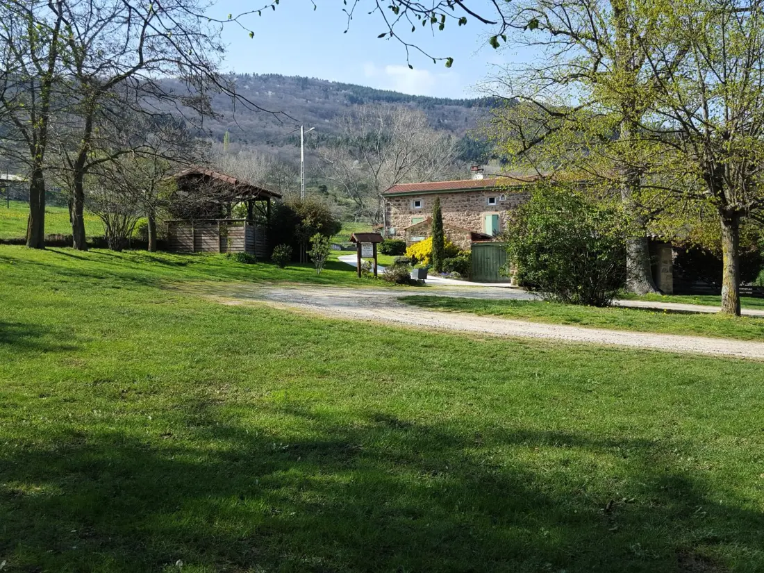 Maison de Vacances SAINT-APPOLINARD
