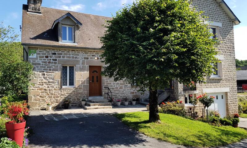 Gîte de France Chas lo fustier 3 épis - - Saint-Augustin ( correze) - 1