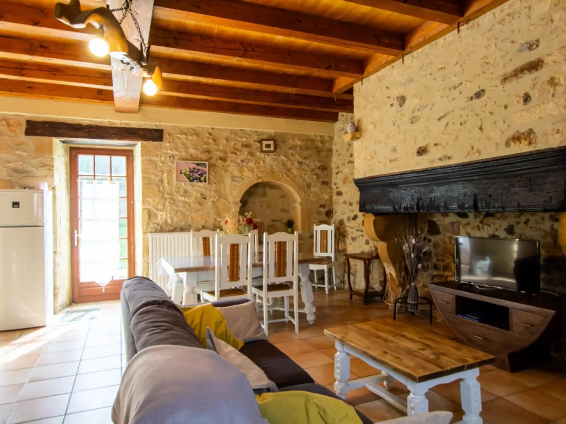 Maison de Vacances Saint-Avit-Rivière 2