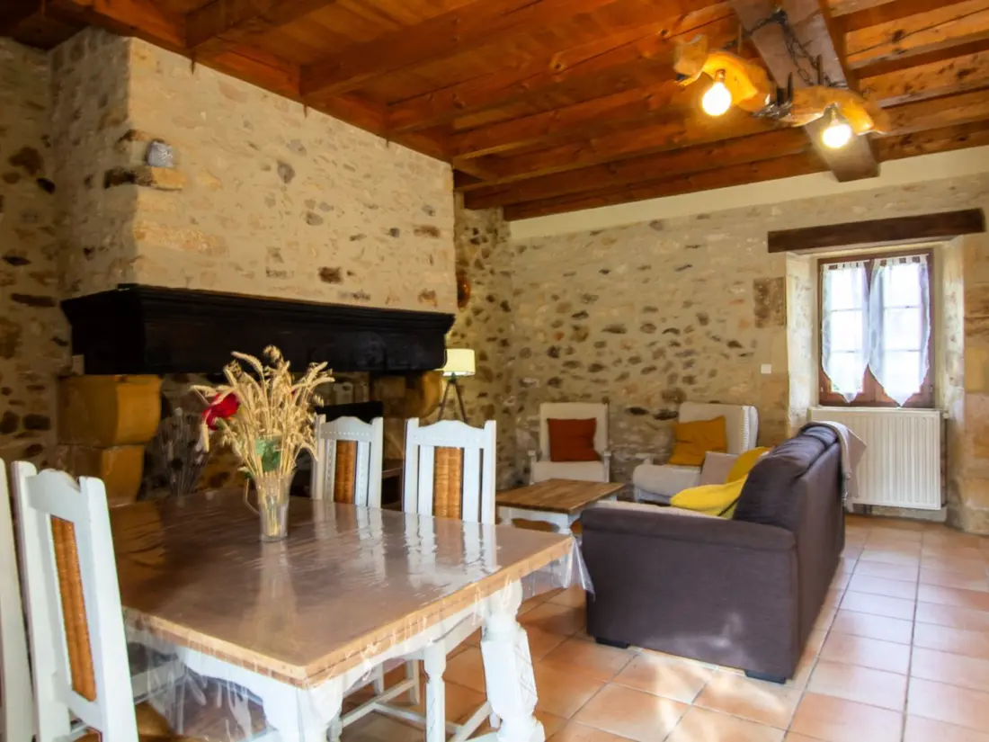 Maison de Vacances Saint-Avit-Rivière 2