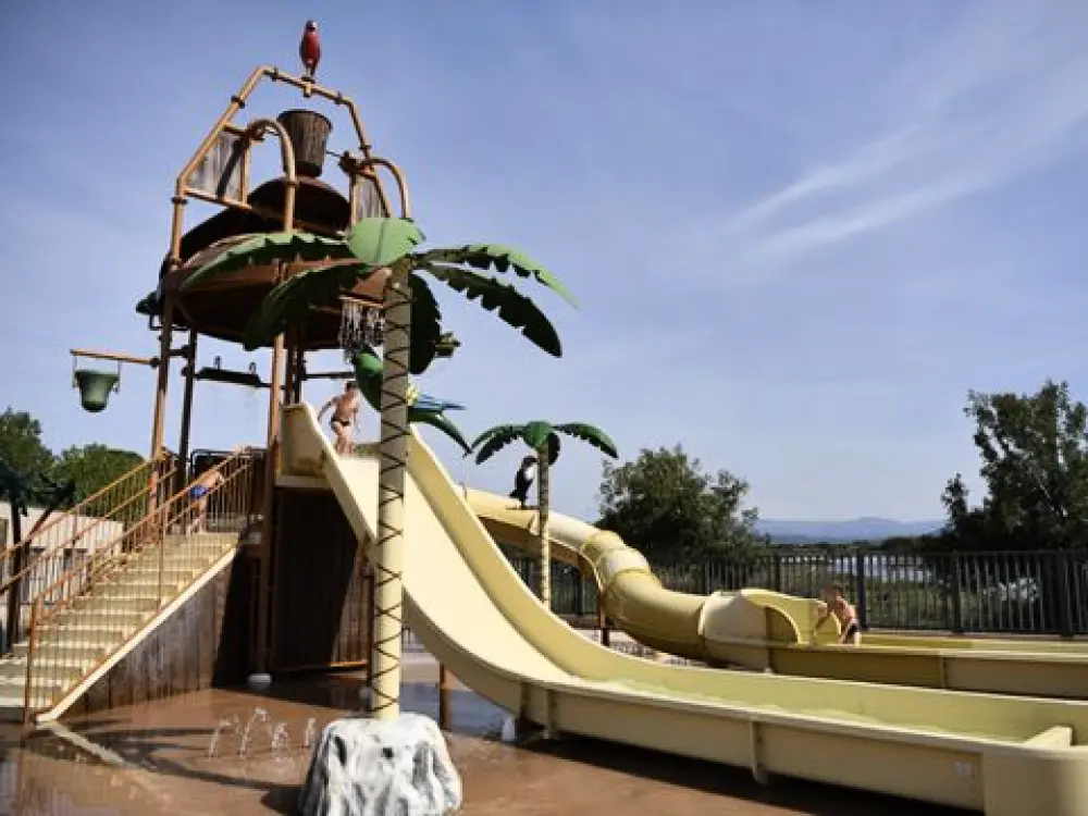 Camping De Saint Aygulf Plage 4 étoiles★★★★